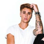 Justin-Bieber-Photo_Purpose_300CMYK-di-Peter-Yang-bassa-1024×683